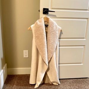 Gorgeous Cream Vest - Size XL